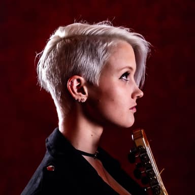 Thumbnail image of Stephanie Jones
